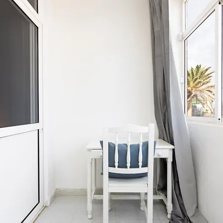 Home2book Cozy Coastal Duplex & Pool, Caletillas