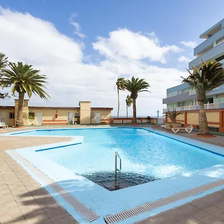 Home2book Cozy Coastal Duplex & Pool, Caletillas