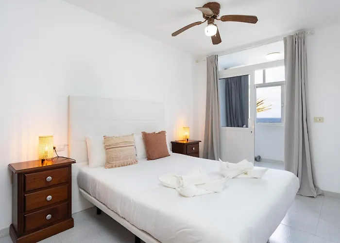 Home2book Cozy Coastal Duplex & Pool, Caletillas Appartamento *