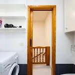 Home2book Cozy Coastal Duplex & Pool, Caletillas דירה *