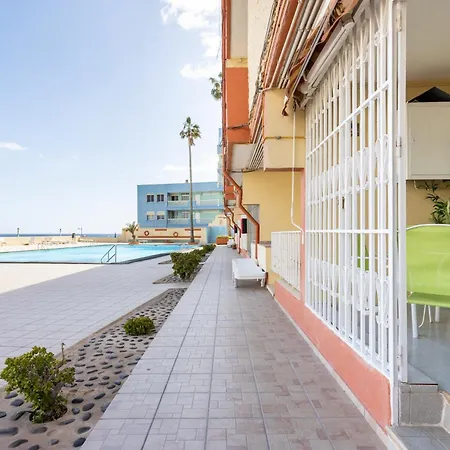 Home2book Cozy Coastal Duplex & Pool, Caletillas Κανδελάρια