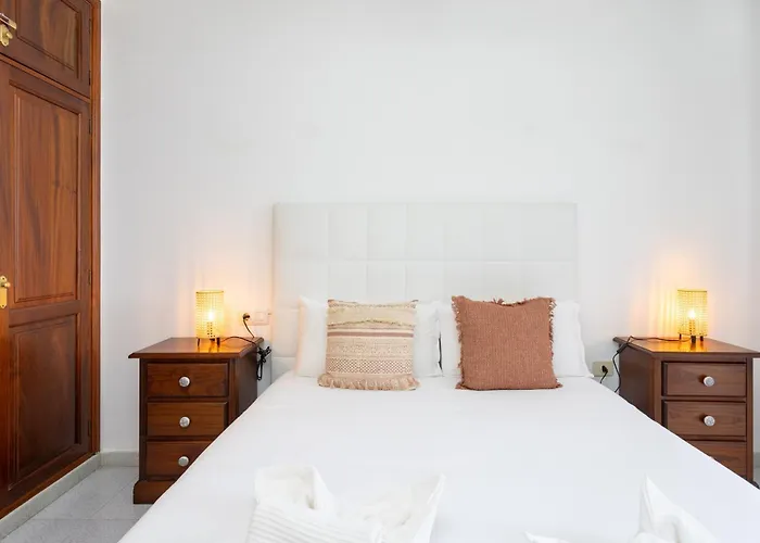 아파트 Home2book Cozy Coastal Duplex & Pool, Caletillas