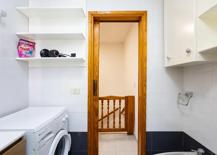 Home2book Cozy Coastal Duplex & Pool, Caletillas 아파트 *