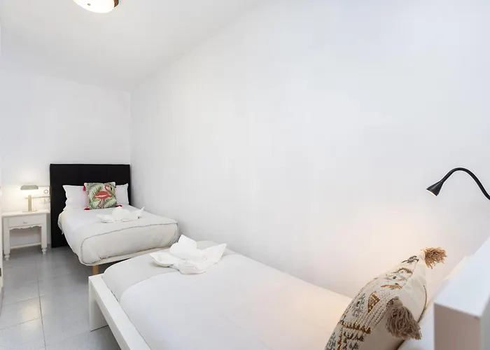 아파트 Home2book Cozy Coastal Duplex & Pool, Caletillas *