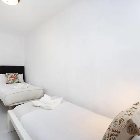 Апартаменты Home2book Cozy Coastal Duplex & Pool, Caletillas *